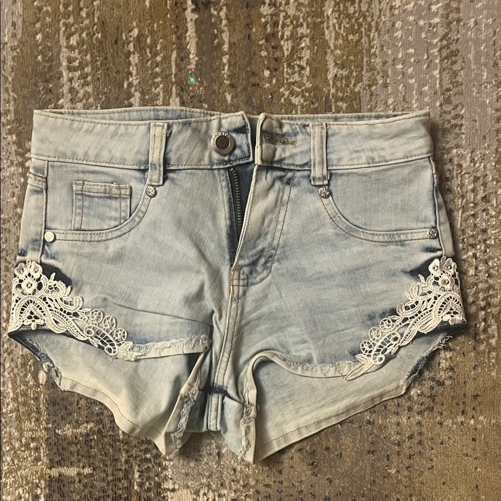 Stylish Denim Lace Trim Women Shorts